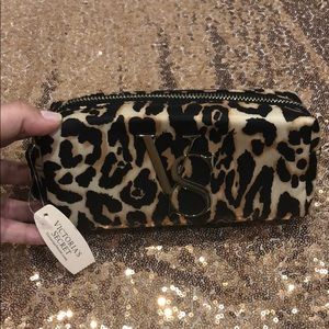 NWT Victoria’s Secret Makeup Bag
